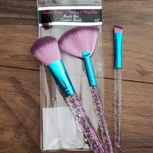 Beauty Bar Makeup Brushes
